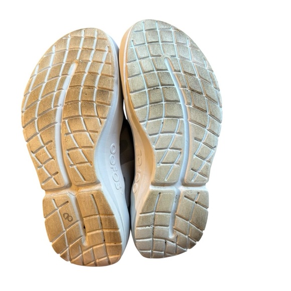 EUC OOFOS Women’s OOMG EEZEE LOW LTD Camo lightweight Slip-On Shoes Sz 6 - Picture 6 of 10